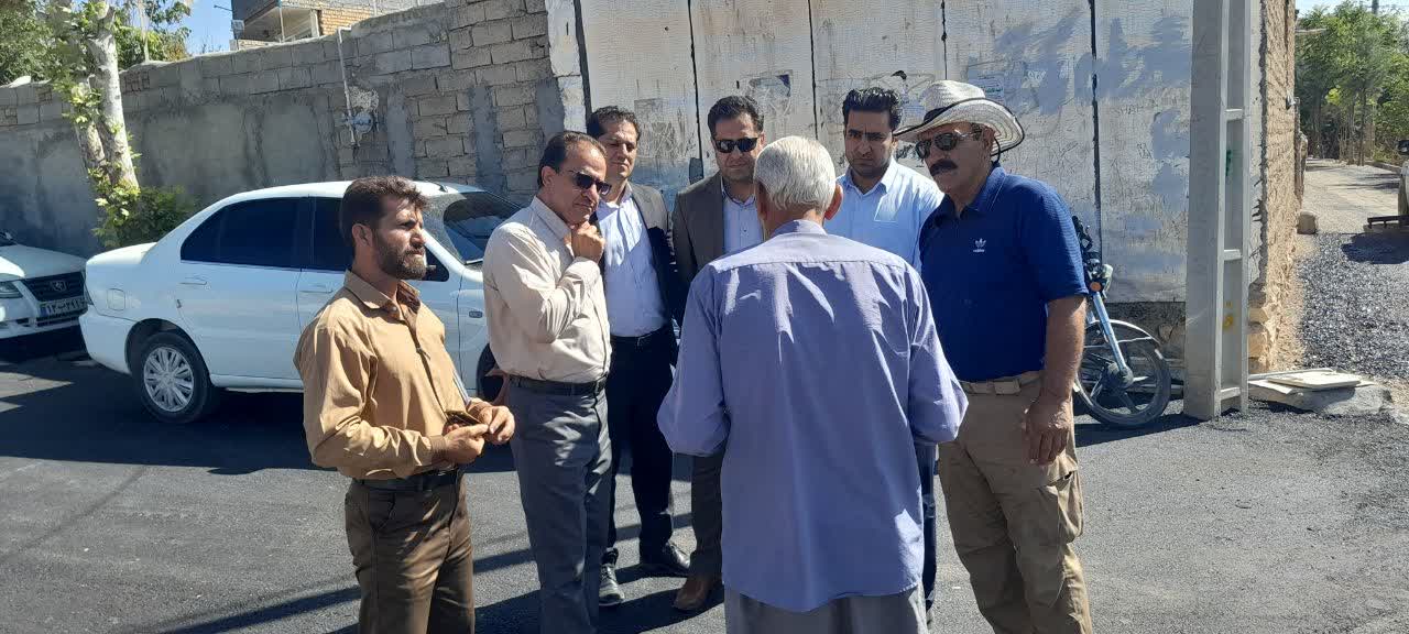 🔺بازدید فرماندار چگنی از روند اجرای پروژه آسفالت معابر روستای تایاب ویسیان