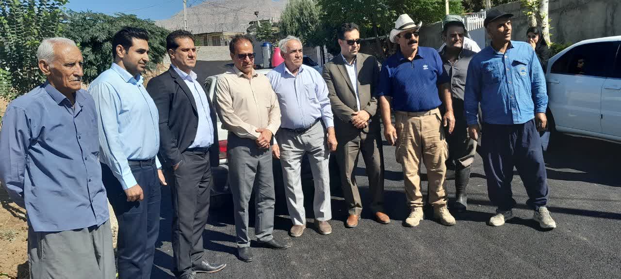 🔺بازدید فرماندار چگنی از روند اجرای پروژه آسفالت معابر روستای تایاب ویسیان